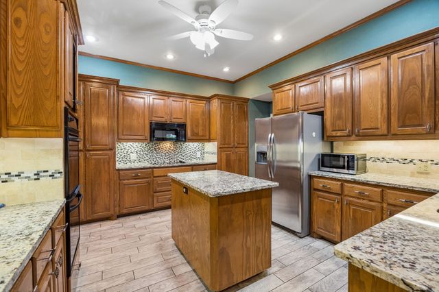 4210 Whitehead Road, Midlothian, TX 76065