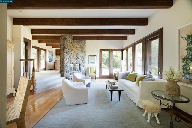 85 La Cuesta Rd., Orinda, CA 94563