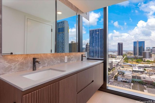 333 Ward Avenue 1903, Honolulu, HI 96814