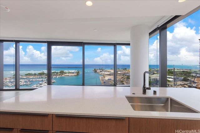 333 Ward Avenue 1903, Honolulu, HI 96814