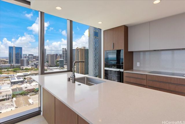 333 Ward Avenue 1903, Honolulu, HI 96814