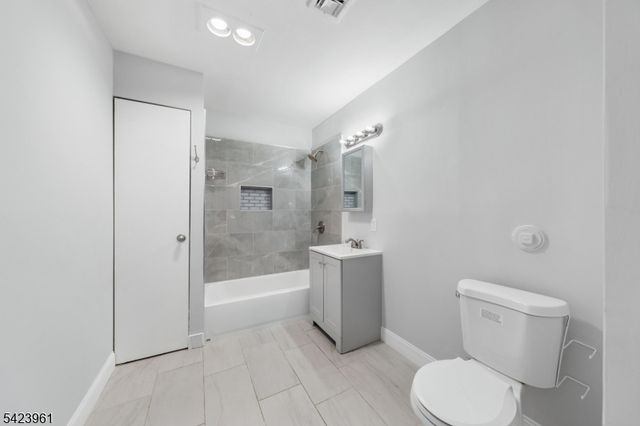 54 W Cherry St 106, Rahway City, NJ 07065