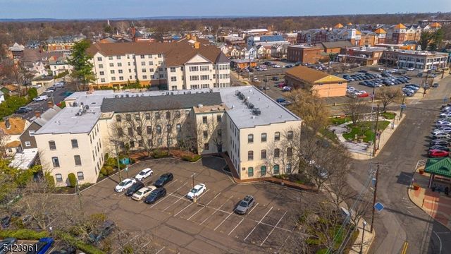 54 W Cherry St 106, Rahway City, NJ 07065