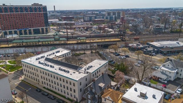 54 W Cherry St 106, Rahway City, NJ 07065