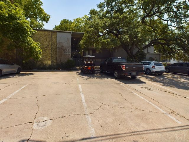 803 W 28th ST 206, Austin, TX 78705