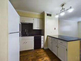 803 W 28th ST 206, Austin, TX 78705