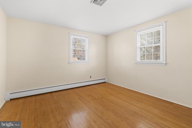 610 WADE AVE, Horsham, PA 19044