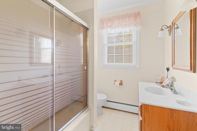 610 WADE AVE, Horsham, PA 19044