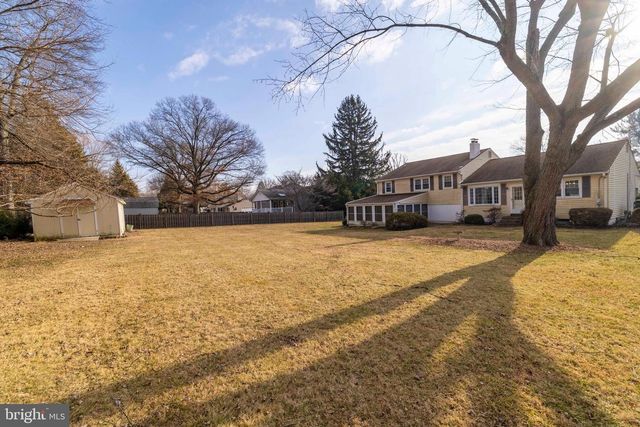 610 WADE AVE, Horsham, PA 19044