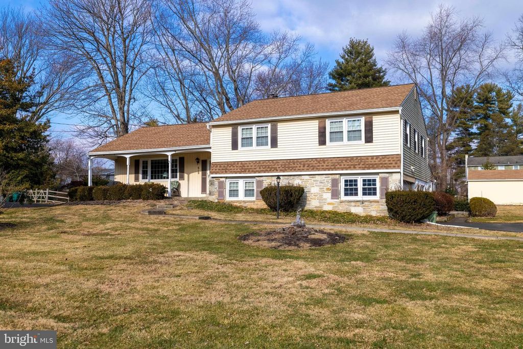 610 WADE AVE, Horsham, PA 19044