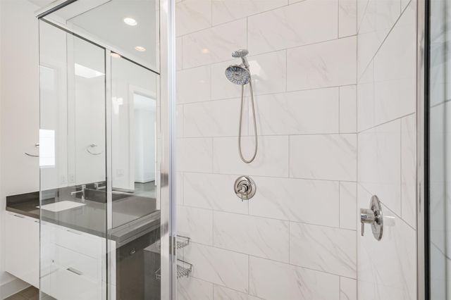 1157 W 18th Street, Houston, TX 77008