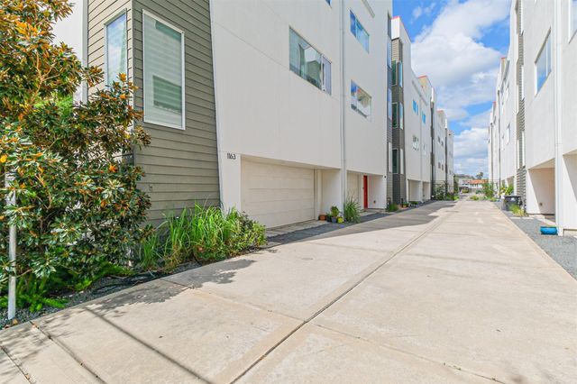 1157 W 18th Street, Houston, TX 77008