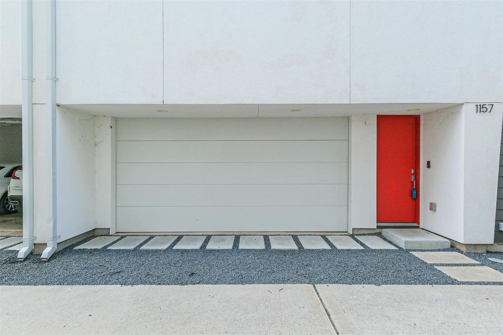 1157 W 18th Street, Houston, TX 77008