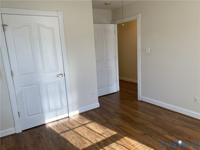 400 Stone Hearth Ct, Hopewell, VA 23860