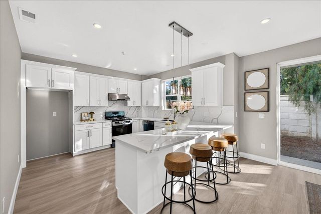 861 Connie Lane, San Jose, CA 95122