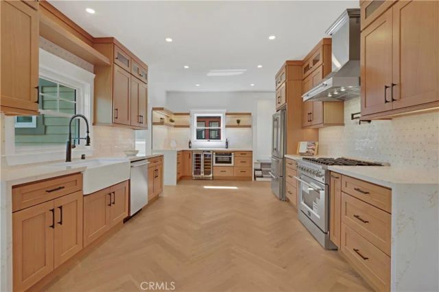1800 Oxford., Los Angeles, CA 90006