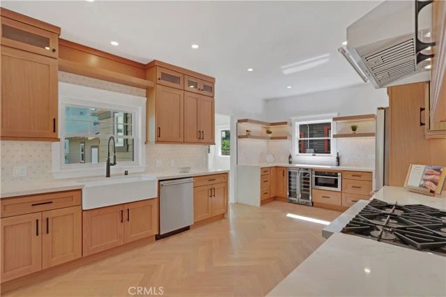 1800 Oxford., Los Angeles, CA 90006