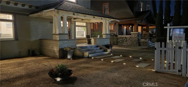 1800 Oxford., Los Angeles, CA 90006
