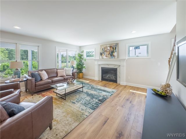 310 Cardinal Way, North Tonawanda, NY 14120