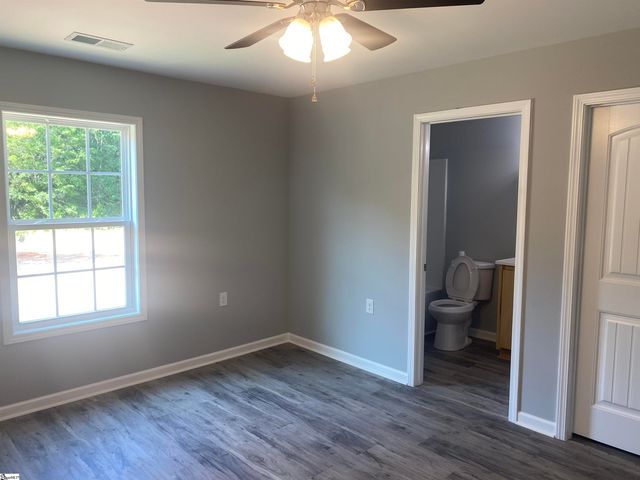 124 Laura Jane Lane, Gray Court, SC 29645
