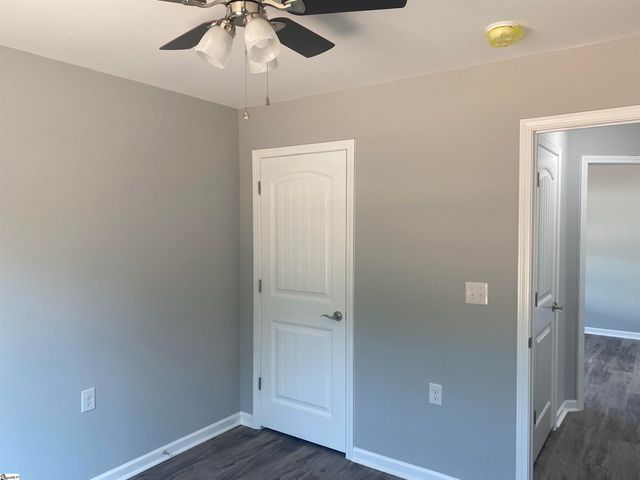 124 Laura Jane Lane, Gray Court, SC 29645