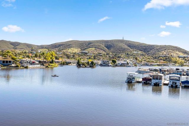 1024 La Tierra Dr, San Marcos, CA 92078