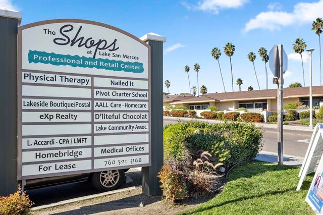 1024 La Tierra Dr, San Marcos, CA 92078