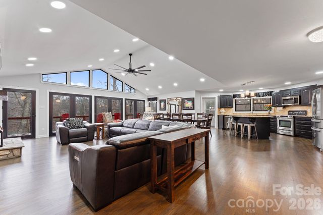 124 Keven Drive, Troutman, NC 28166