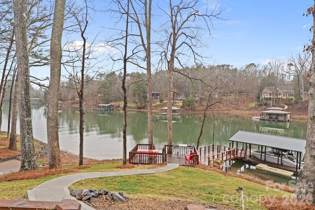 124 Keven Drive, Troutman, NC 28166
