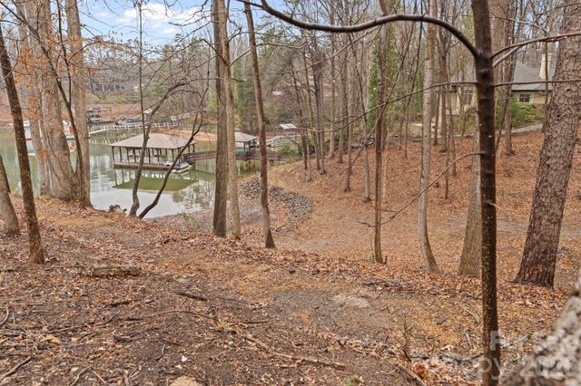 124 Keven Drive, Troutman, NC 28166