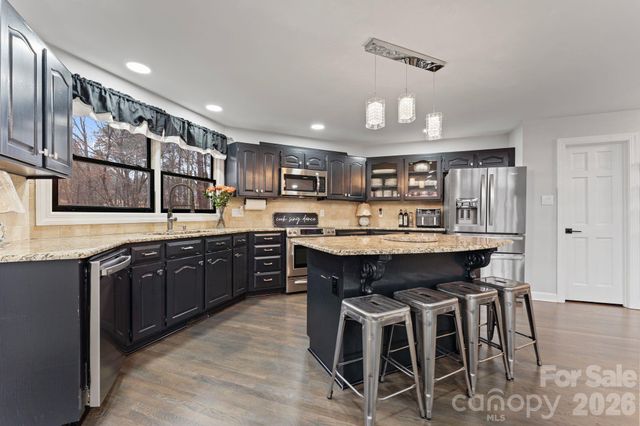 124 Keven Drive, Troutman, NC 28166