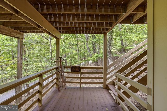 51 FORREST ST, Basye, VA 22810