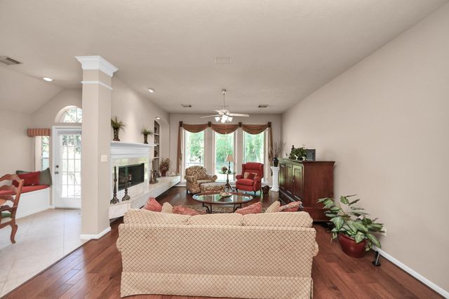 4139 Lakeshore Forest Drive, Missouri City, TX 77459