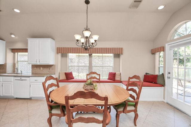 4139 Lakeshore Forest Drive, Missouri City, TX 77459