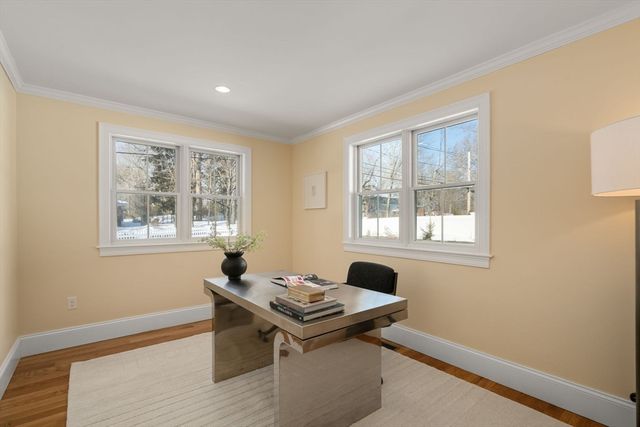 150 Country Club Rd, Newton, MA 02459