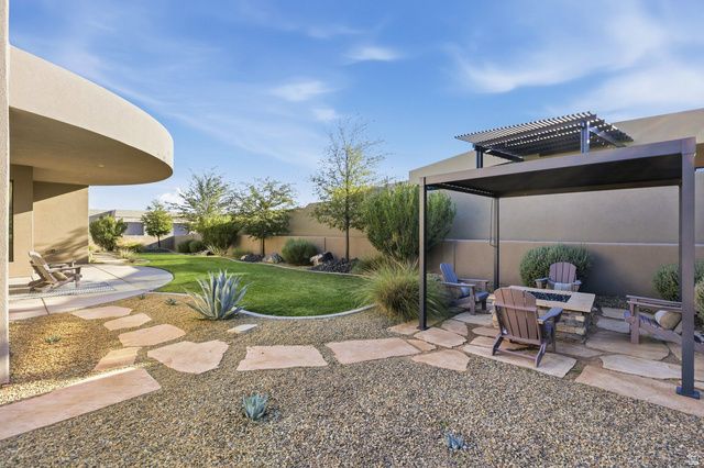 2197 W RESERVE CIR, St. George, UT 84770