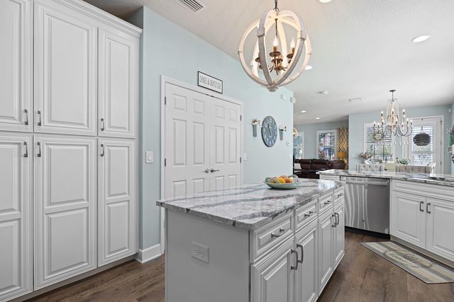 5835 CIRCA FISHHAWK BOULEVARD, Lithia, FL 33547