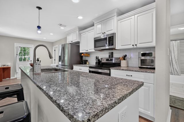 224 Columbia Avenue NW, Aiken, SC 29801