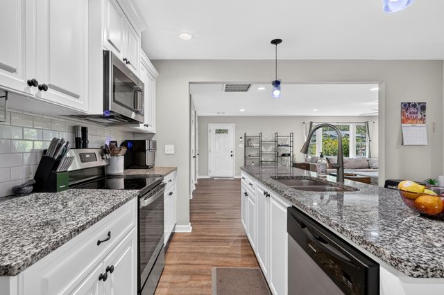 224 Columbia Avenue NW, Aiken, SC 29801