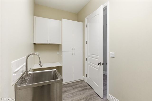 2814 La Mesa Drive, Henderson, NV 89014