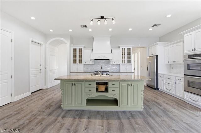 2814 La Mesa Drive, Henderson, NV 89014