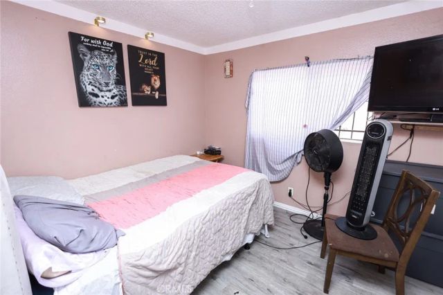 10323 Hickory, Los Angeles, CA 90002