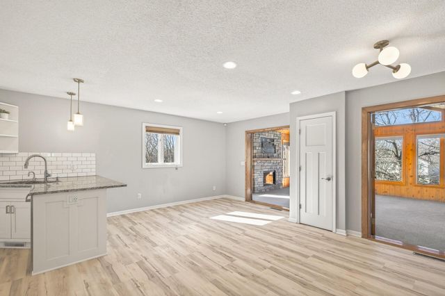 10544 Lee Drive, Eden Prairie, MN 55347