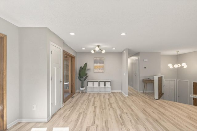 10544 Lee Drive, Eden Prairie, MN 55347