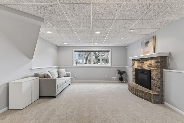 10544 Lee Drive, Eden Prairie, MN 55347