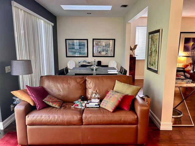 6754 Via Regina, Boca Raton, FL 33433