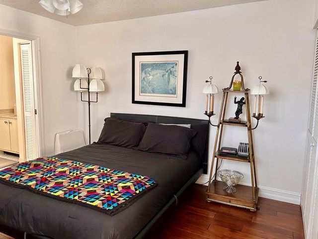 6754 Via Regina, Boca Raton, FL 33433