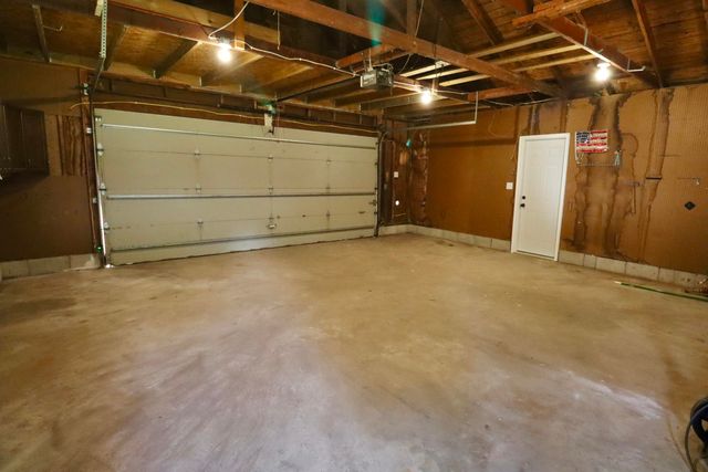 474 Grenway Road, Kingsford Heights, IN 46346