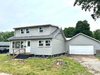 474 Grenway Road, Kingsford Heights, IN 46346