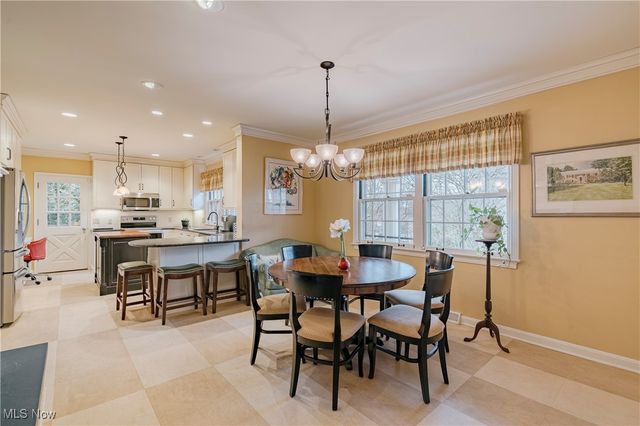 305 Hampshire Road, Akron, OH 44313